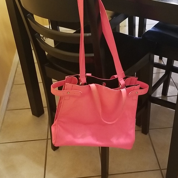 BCBG GENERATION  PINK BAG - Picture 2 of 5